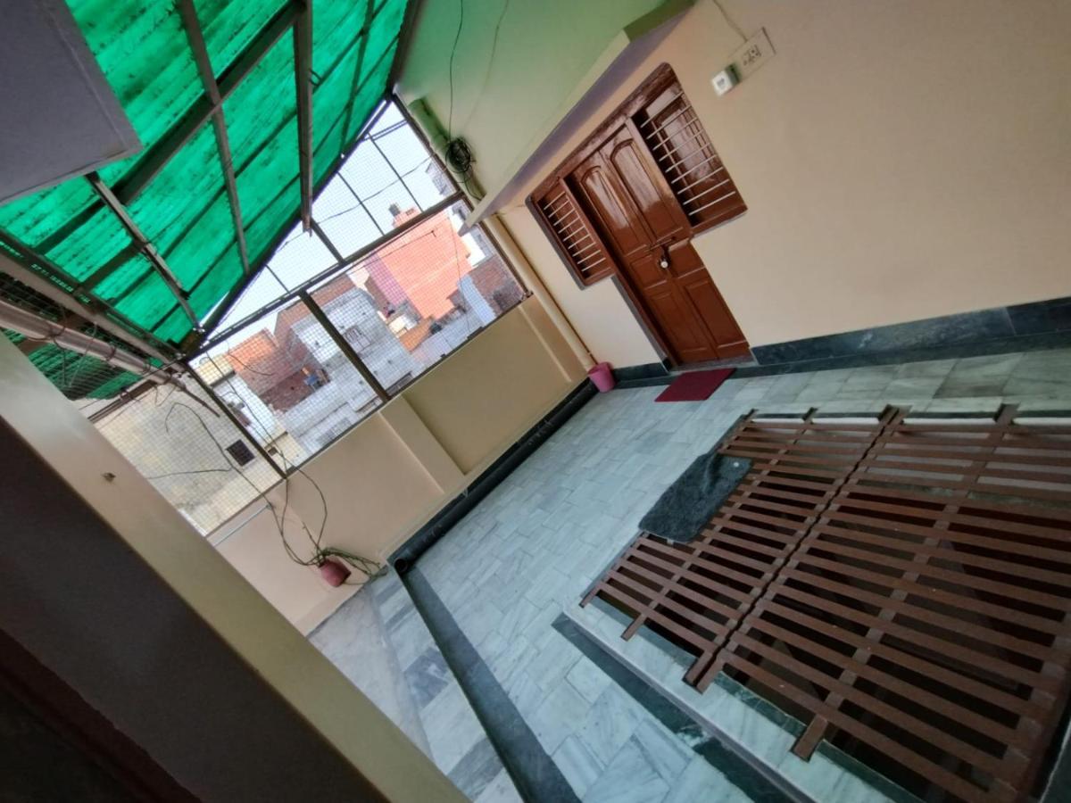 ורנאסי Heritage Homestay@Old City Near Ganges מראה חיצוני תמונה